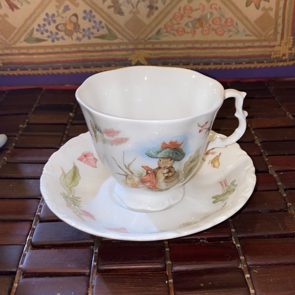 Vintage 1986 Royal Albert Bone Chine England teatime collection Benjamin Bunny